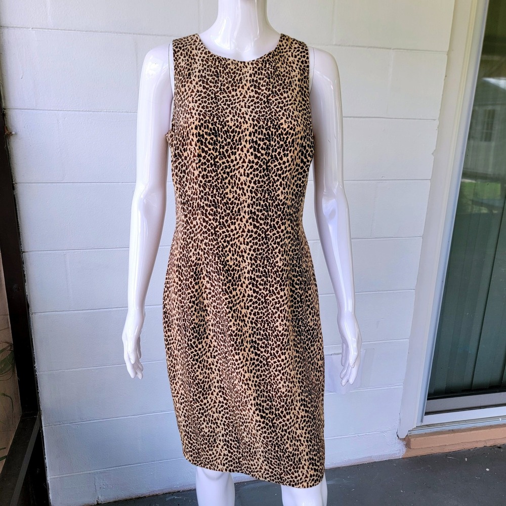 Vintage 90s Maggy London Sheath Dress Leopard Print Women's 8 100% Silk Mob Wife
